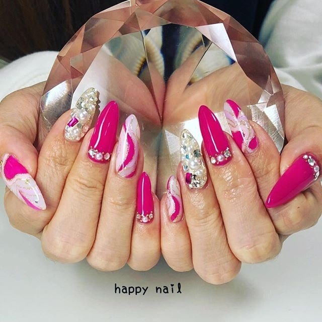 ビジュー パール ハート プッチ ピンク Happy Nailのネイルデザイン No ネイルブック