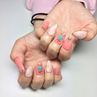 夏 ターコイズ サーモンピンクのネイルデザイン ネイルブック