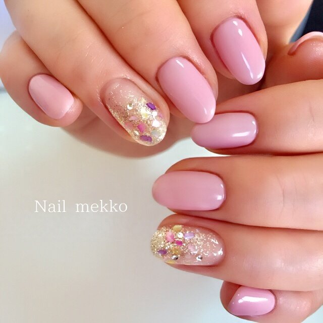 シンプル ラメ ワンカラー シェル ピンク Nail Mekkoのネイルデザイン No ネイルブック