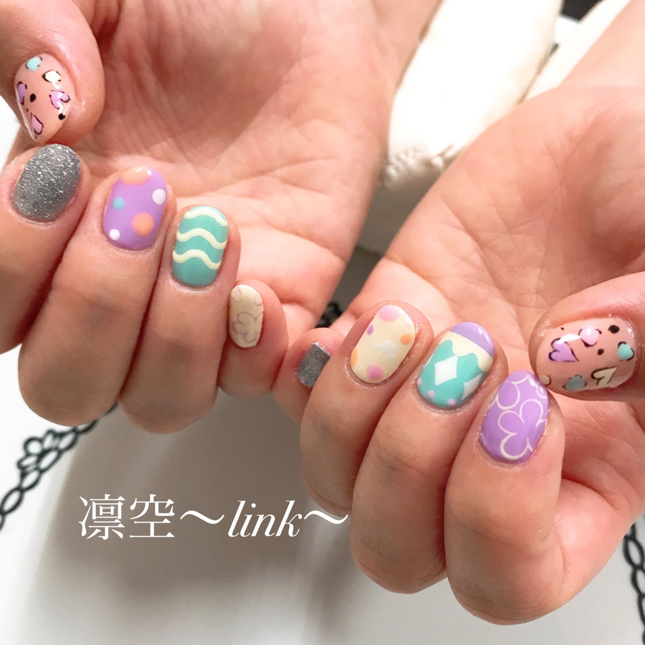 日本でもイースターが話題に イースターネイル がトレンドです Eyelash Nail Alpha アイラッシュアンドネイルアルファドット