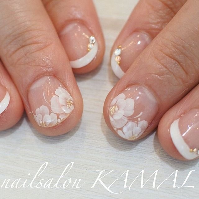 春 オールシーズン ブライダル パーティー ハンド Nailsalon Kamalのネイルデザイン No ネイルブック