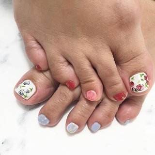 #violanailsalon#ヴィオラネイルサロン
 #ネイル#nail#gelnail#ジェルネイル
#nailsalon#ネイルサロン#nailart
#鹿児島ネイルサロン#鹿児島ネイル 
#自宅ネイル#プライベートサロン
#kagoshima#鹿児島#かごしま
#谷山#下福元町#坂之上#鹿児島国際大学 近く
# 予約方法#tel 0992975253
#viola.nailsalon@gmail.com
#LINE viola.nailsalon #春 #夏 #オールシーズン #リゾート #フット #ワンカラー #フラワー #ニュアンス #マーブル #ピンク #パープル #パステル #ジェルネイル #violanail #ネイルブック