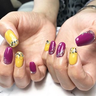 #violanailsalon#ヴィオラネイルサロン
 #ネイル#nail#gelnail#ジェルネイル
#nailsalon#ネイルサロン#nailart
#鹿児島ネイルサロン#鹿児島ネイル 
#自宅ネイル#プライベートサロン
#kagoshima#鹿児島#かごしま
#谷山#下福元町#坂之上#鹿児島国際大学 近く
# 予約方法#tel 0992975253
#viola.nailsalon@gmail.com
#LINE viola.nailsalon #オールシーズン #パーティー #デート #女子会 #ハンド #ビジュー #ラメ #ワンカラー #イエロー #パープル #ジェルネイル #violanail #ネイルブック