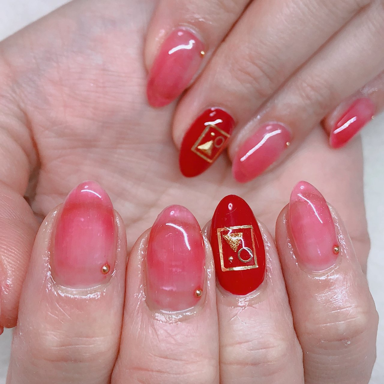 オールシーズン ハンド ワンカラー ミディアム レッド C Nail シーネイル のネイルデザイン No ネイルブック