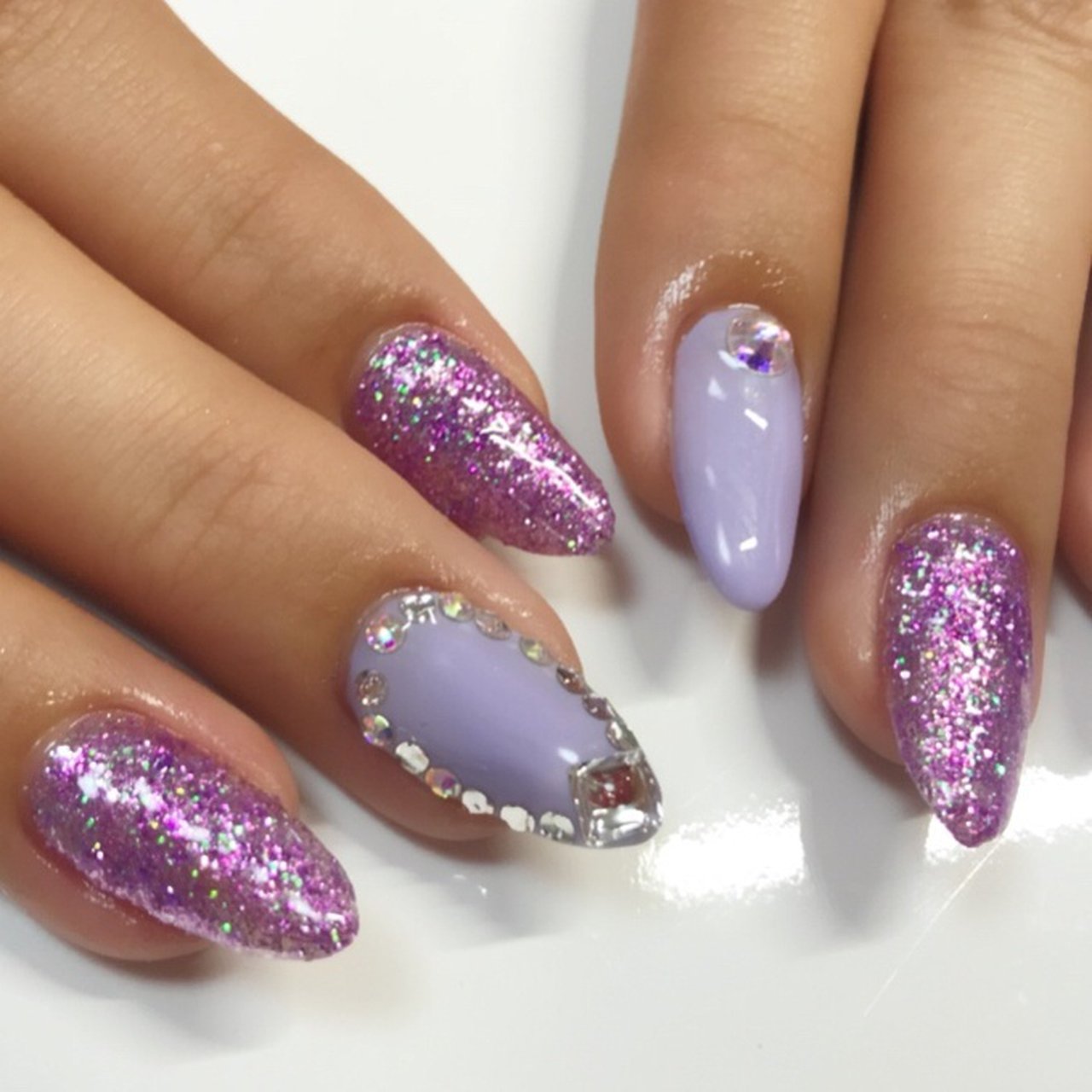 春 夏 海 女子会 ビジュー Nail Room Amery のネイルデザイン No ネイルブック