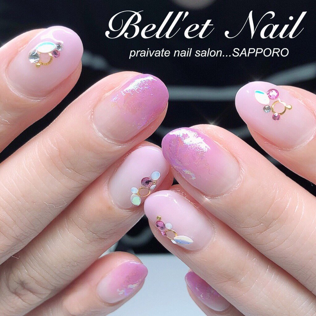 春 女子会 グラデーション ピンク パープル Bell Et Nail ネイリストayakoのネイルデザイン No ネイルブック