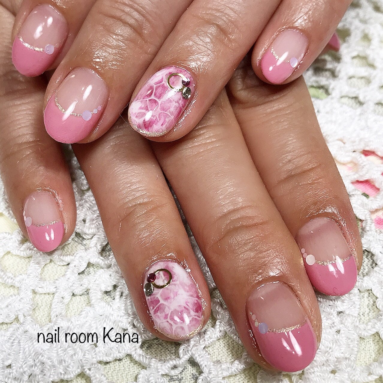 春 ハンド フレンチ 水滴 ピンク Nail Room Kanaのネイルデザイン No ネイルブック