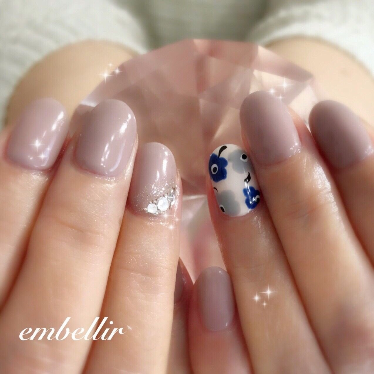 オールシーズン オフィス デート 女子会 ハンド Embellir アンベリール のネイルデザイン No ネイルブック