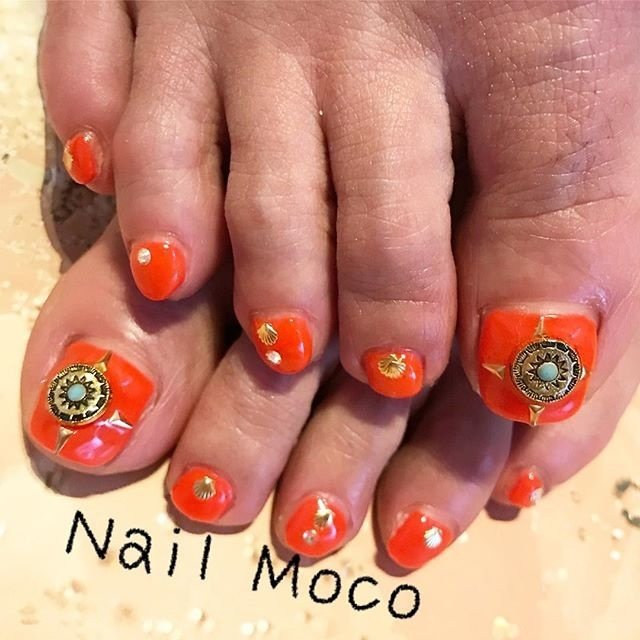 夏 フット エスニック オレンジ ネオンカラー Nailmocoのネイルデザイン No ネイルブック