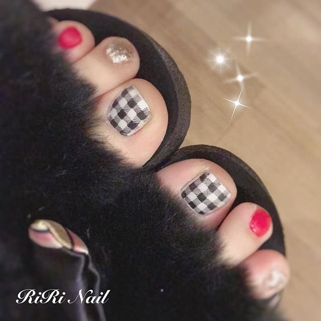 夏 リゾート デート 女子会 フット Riri Nailのネイルデザイン No ネイルブック