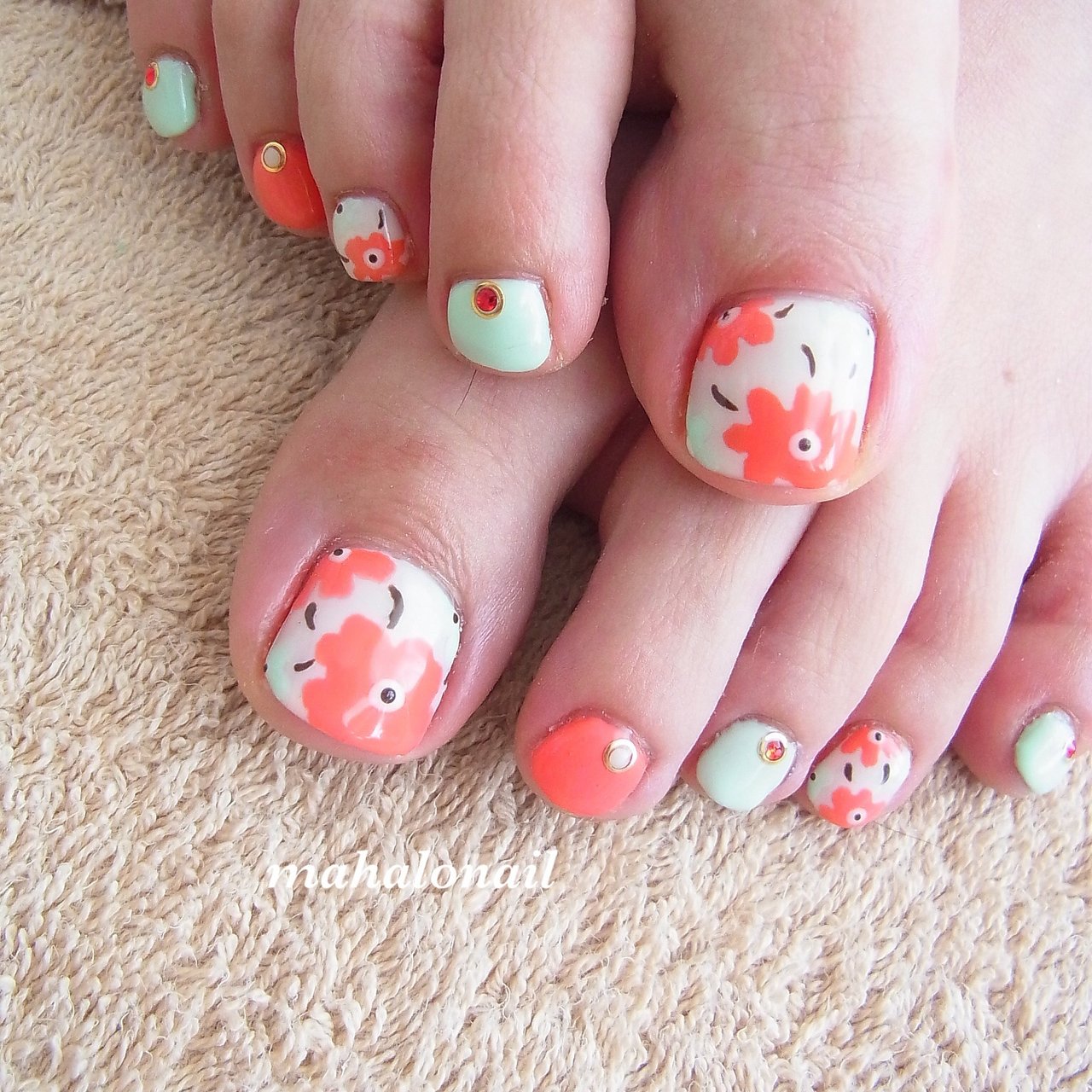 夏 フット ワンカラー フラワー ショート Kobe Mahalonailのネイルデザイン No ネイルブック