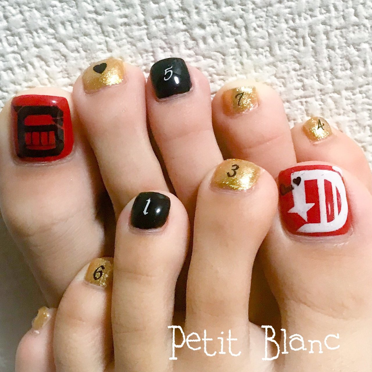 ライブ フット レッド ブラック ゴールド Kazuki Nail のネイルデザイン No ネイルブック