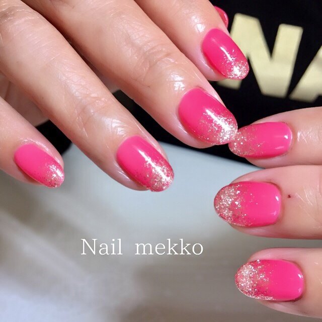 シンプル グラデーション ラメ ワンカラー ピンク Nail Mekkoのネイルデザイン No ネイルブック