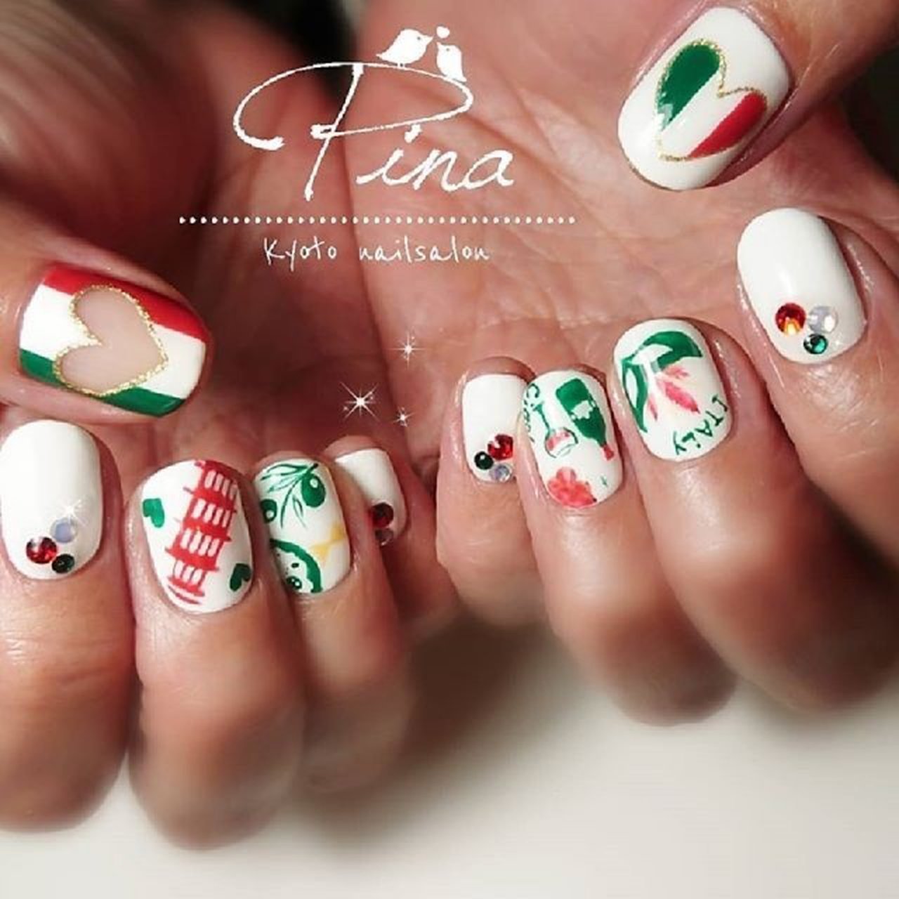 旅行 ハンド ワンカラー ハート 国旗 Pina Nailのネイルデザイン No ネイルブック