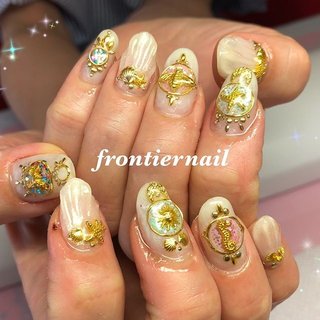 21年 新着順 ゴールドパーツネイルのネイルデザイン 7ページ目 ネイルブック