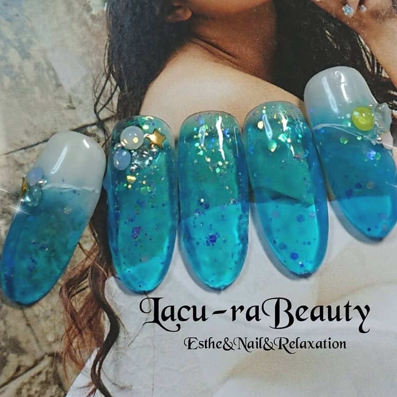 夏 海 リゾート ハンド グラデーション Lacu Rabeauty Koharuのネイルデザイン No ネイルブック