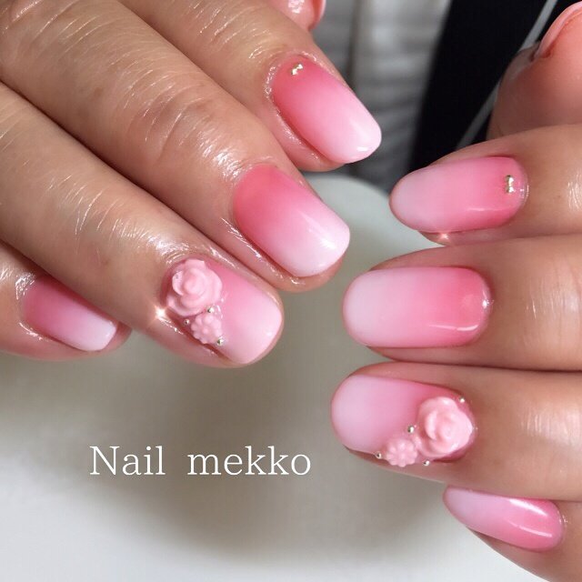 グラデーション フラワー 3d ホワイト ピンク Nail Mekkoのネイルデザイン No ネイルブック