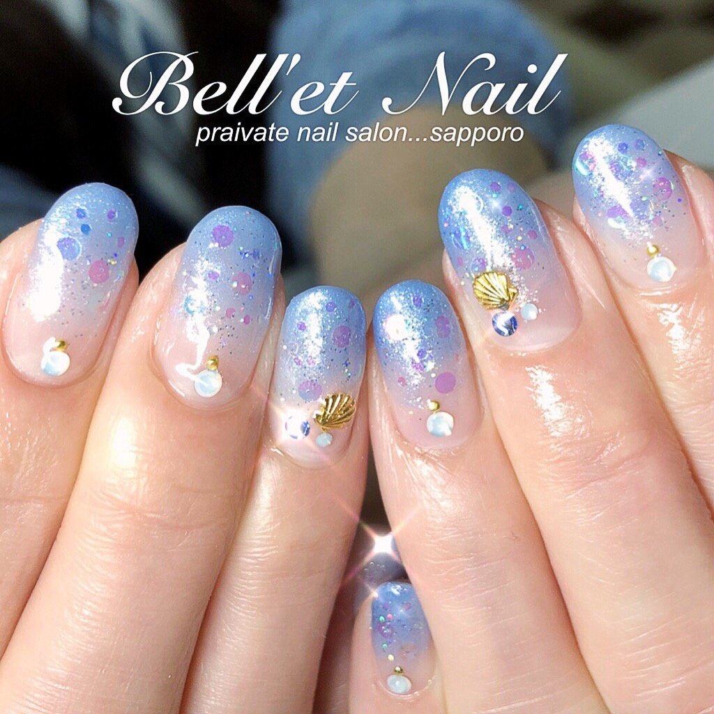 夏 ハンド グラデーション ホログラム ラメ Bell Et Nail ネイリストayakoのネイルデザイン No ネイルブック