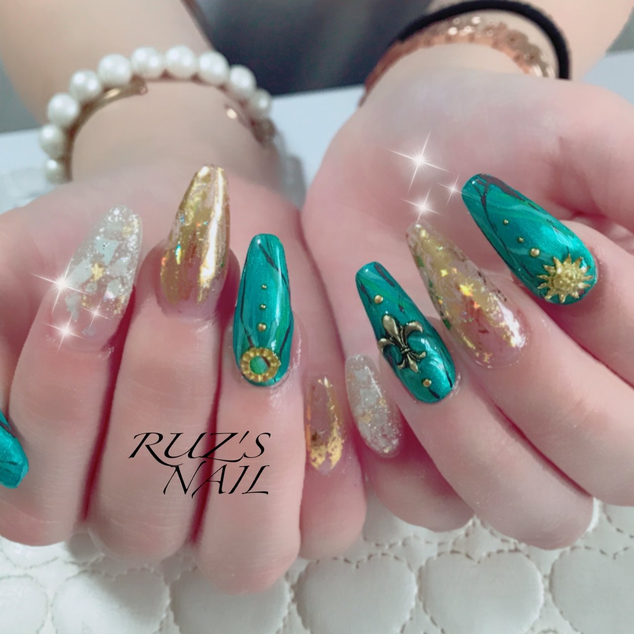 春 夏 ハンド ラメ シェル Sayaka Aのネイルデザイン No ネイルブック