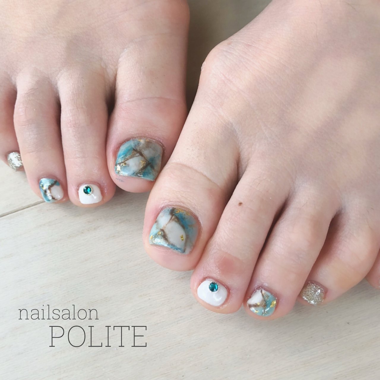 夏 オールシーズン 海 リゾート フット Nailsalon Politeのネイルデザイン No ネイルブック