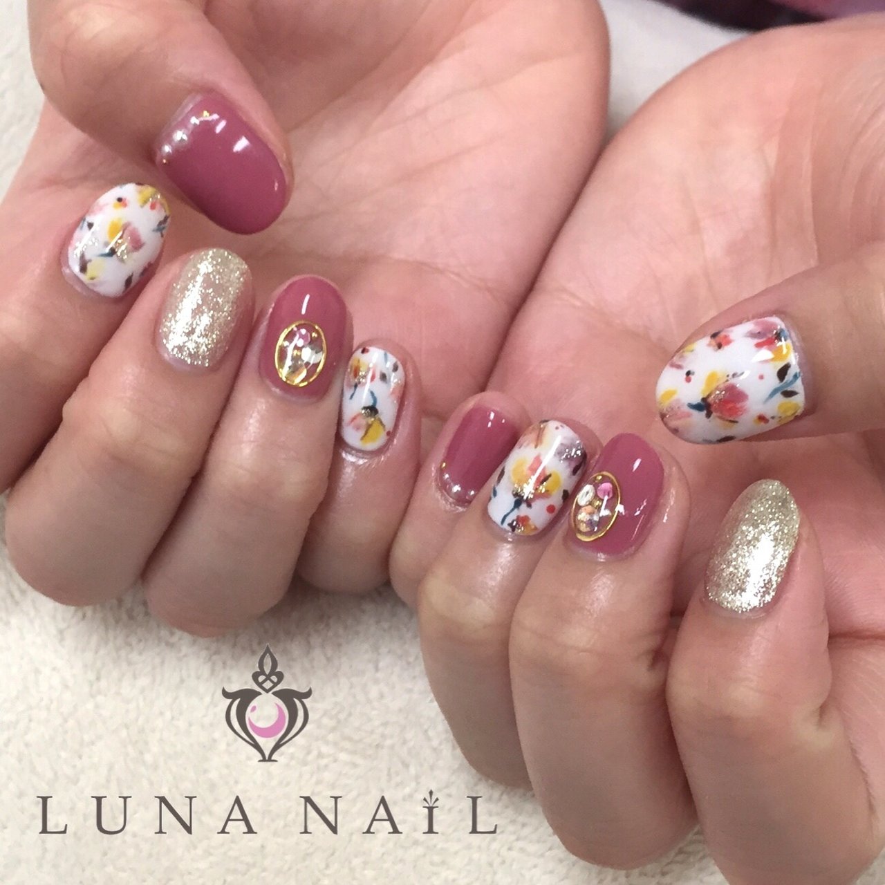 オールシーズン リゾート オフィス デート ハンド Luna Nail のネイルデザイン No ネイルブック