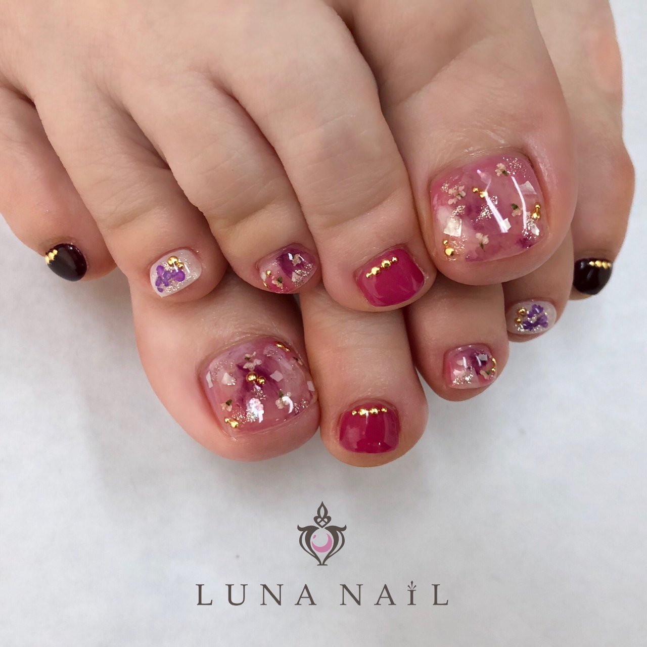 春 夏 フット シェル タイダイ Luna Nail のネイルデザイン No ネイルブック