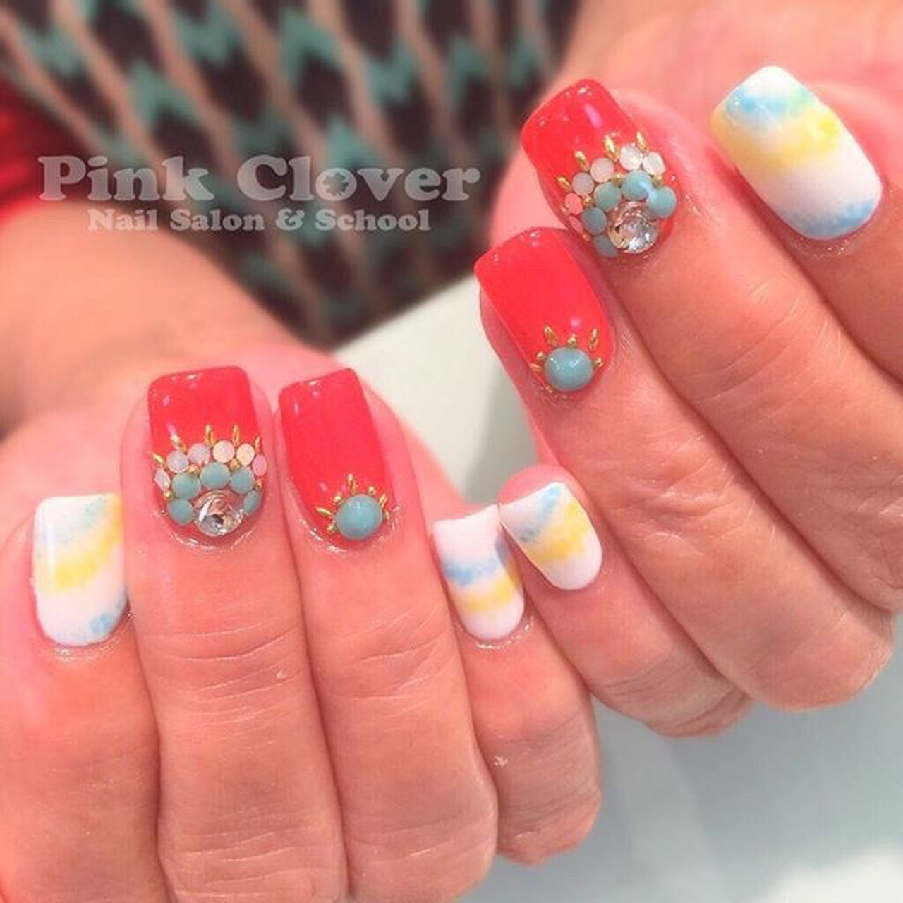 夏 旅行 海 ライブ ハンド Pink Clover ネイルサロン スクールのネイルデザイン No ネイルブック