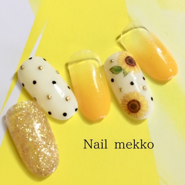 夏 グラデーション ホログラム フラワー ドット Nail Mekkoのネイルデザイン No ネイルブック