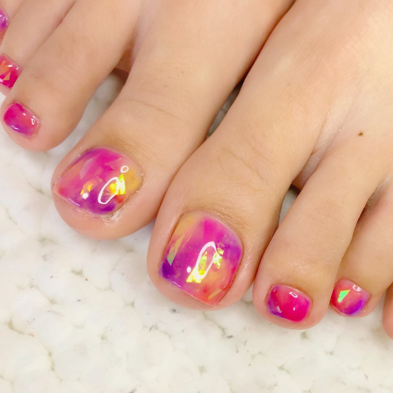 夏 オールシーズン 海 リゾート フット Nailsalon Cloverのネイルデザイン No ネイルブック