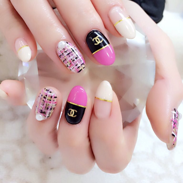 ハンド フレンチ ワンカラー ミディアム ホワイト Nail Salon Attraitのネイルデザイン No ネイルブック