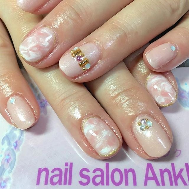 オールシーズン オフィス デート 女子会 ハンド Nailsalon School Ankh芦屋のネイルデザイン No ネイル ブック