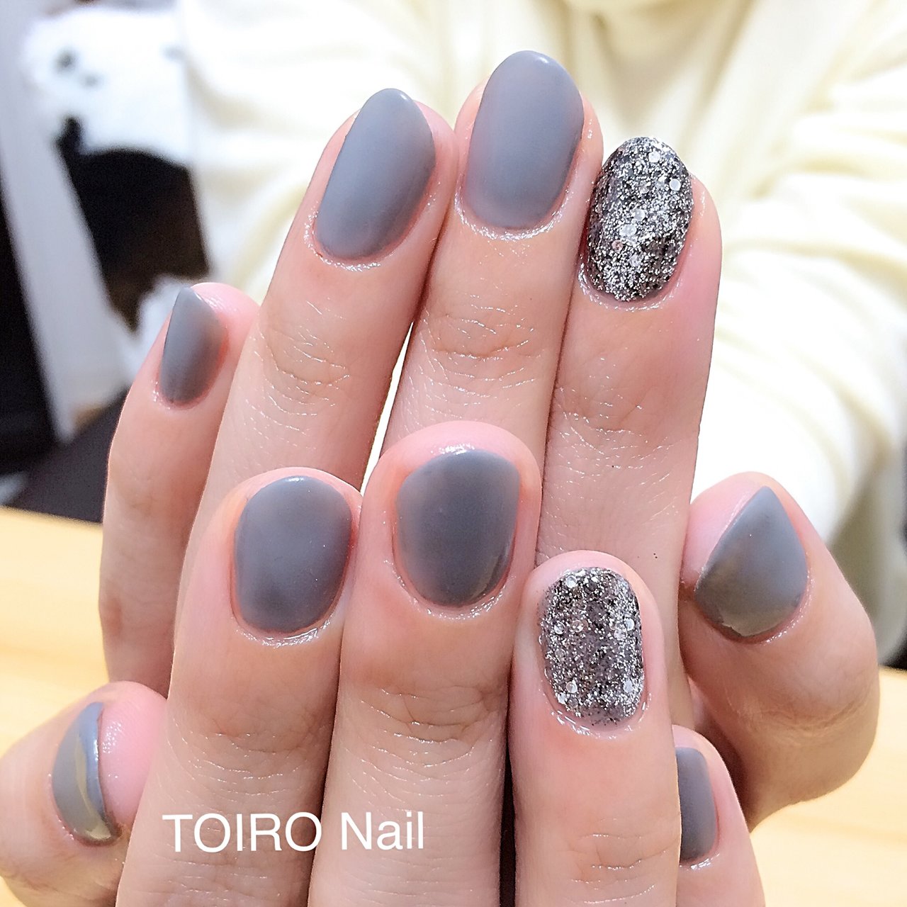 秋 冬 ハンド ラメ ワンカラー Toiro Nailのネイルデザイン No ネイルブック