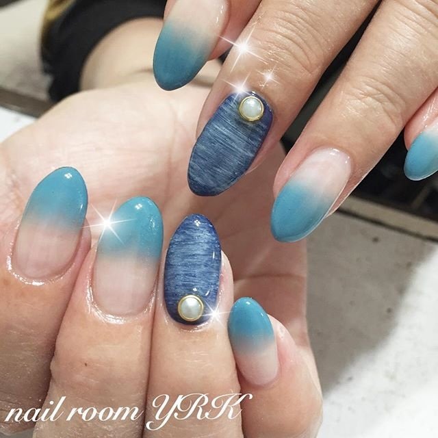 夏 オールシーズン ハンド グラデーション デニム Nail Room Yrkのネイルデザイン No ネイルブック