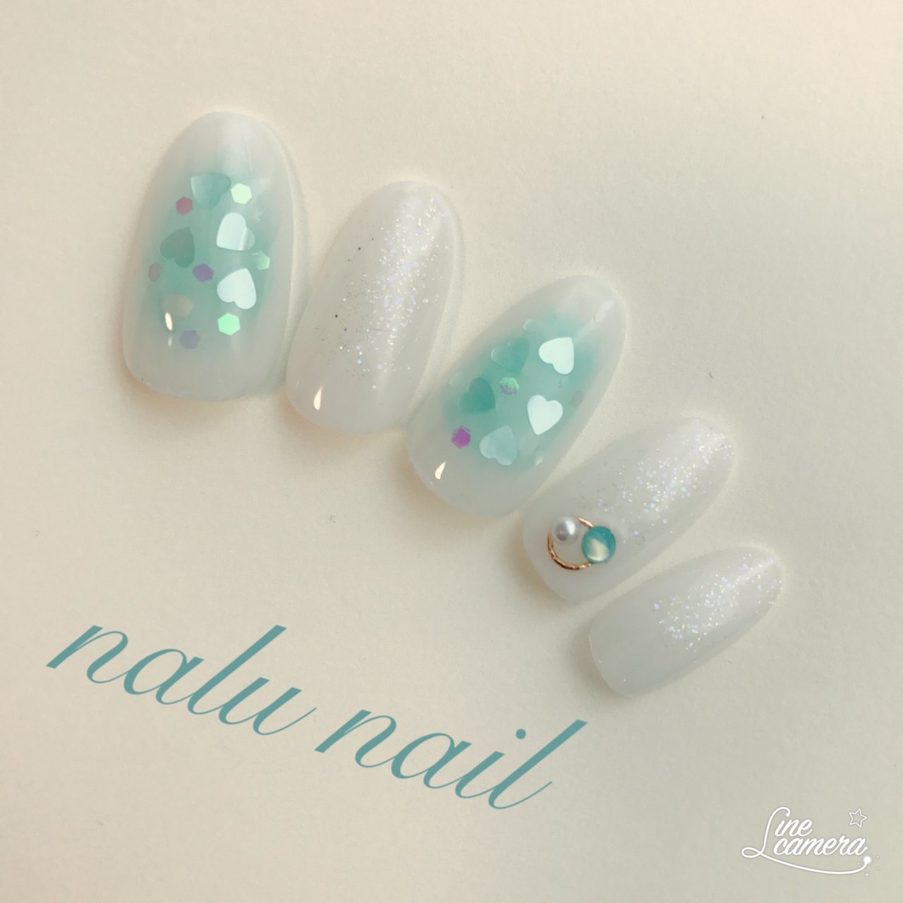 冬 デート ハンド ホログラム ラメ Nalu Nail Linda のネイルデザイン No ネイルブック