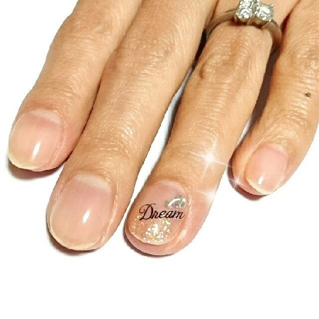 オールシーズン ハンド ラメ ショート クリア Kiyomiのネイルデザイン No ネイルブック