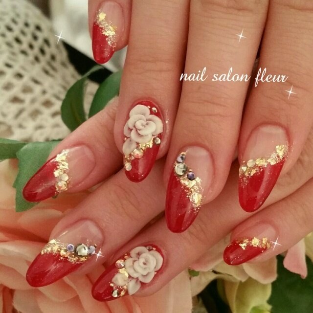 オールシーズン 成人式 パーティー ハンド フラワー Nailsalonfleur フルール 御殿場 のネイルデザイン No ネイルブック