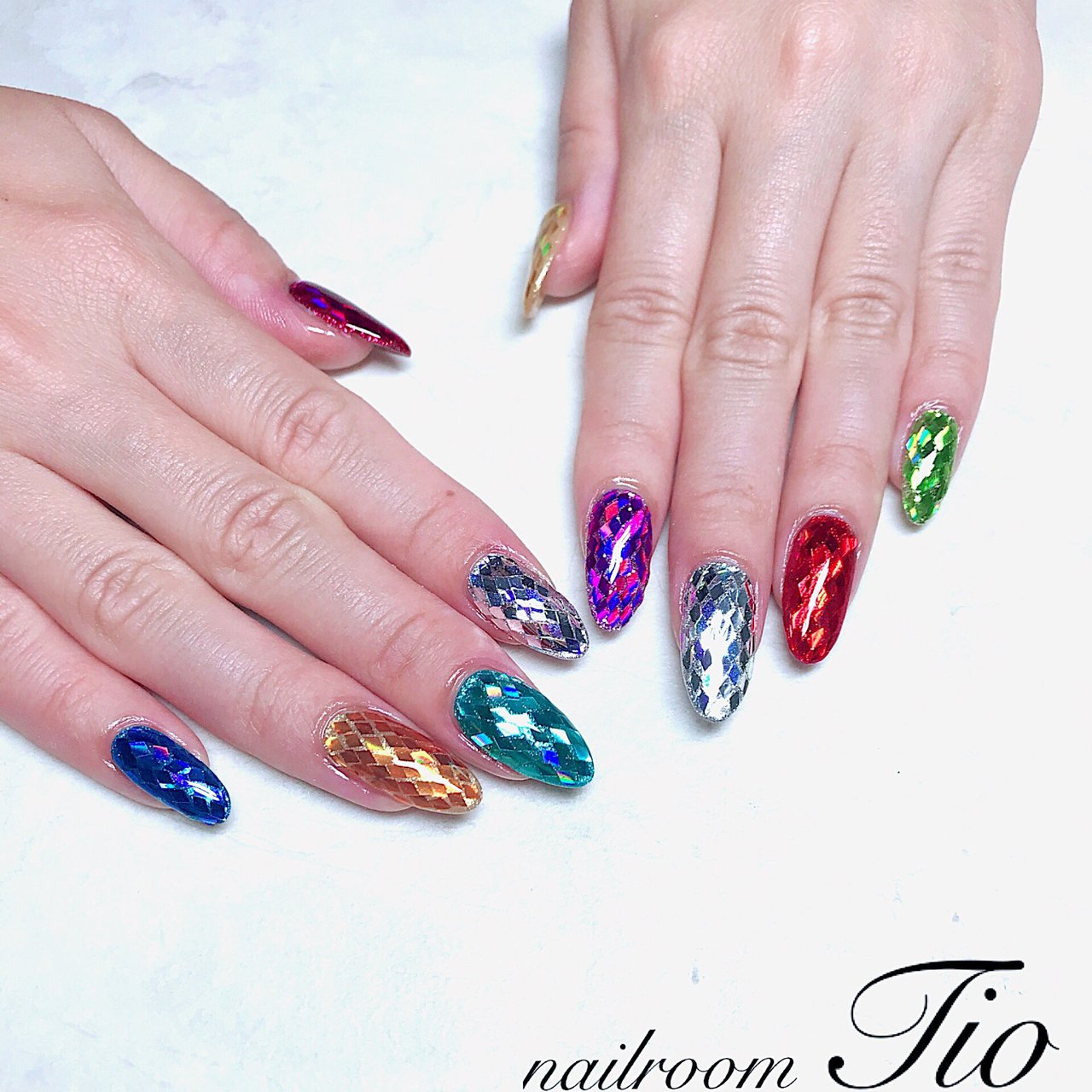 ハンド ホログラム ラメ ロング ピンク Tioのネイルデザイン No ネイルブック