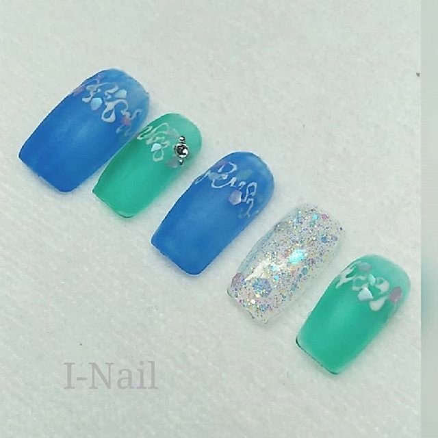 夏 海 女子会 ハンド シェル Isako I Nailのネイルデザイン No ネイルブック