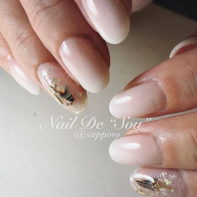 グラデーション ホワイト クリア ベージュ ｎａｉｌ ｄｅ ｓｏｕのネイルデザイン No ネイルブック