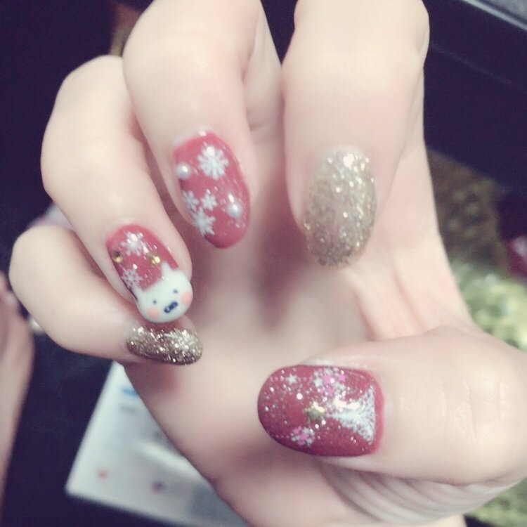 冬 ハンド ラメ キャラクター ロング かほのネイルデザイン No ネイルブック