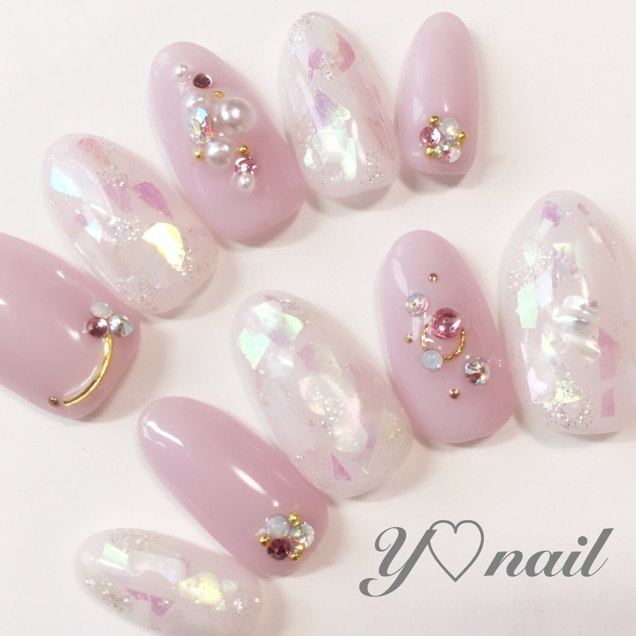 ハンド ホログラム ラメ ビジュー シェル Rtt Nailのネイルデザイン No ネイルブック