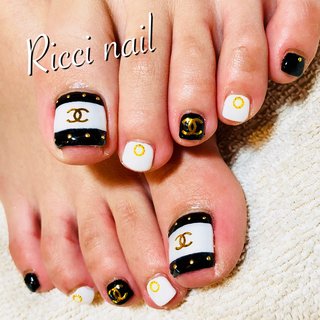 人気順 フット バイカラー シャネルネイルのネイルデザイン ネイルブック