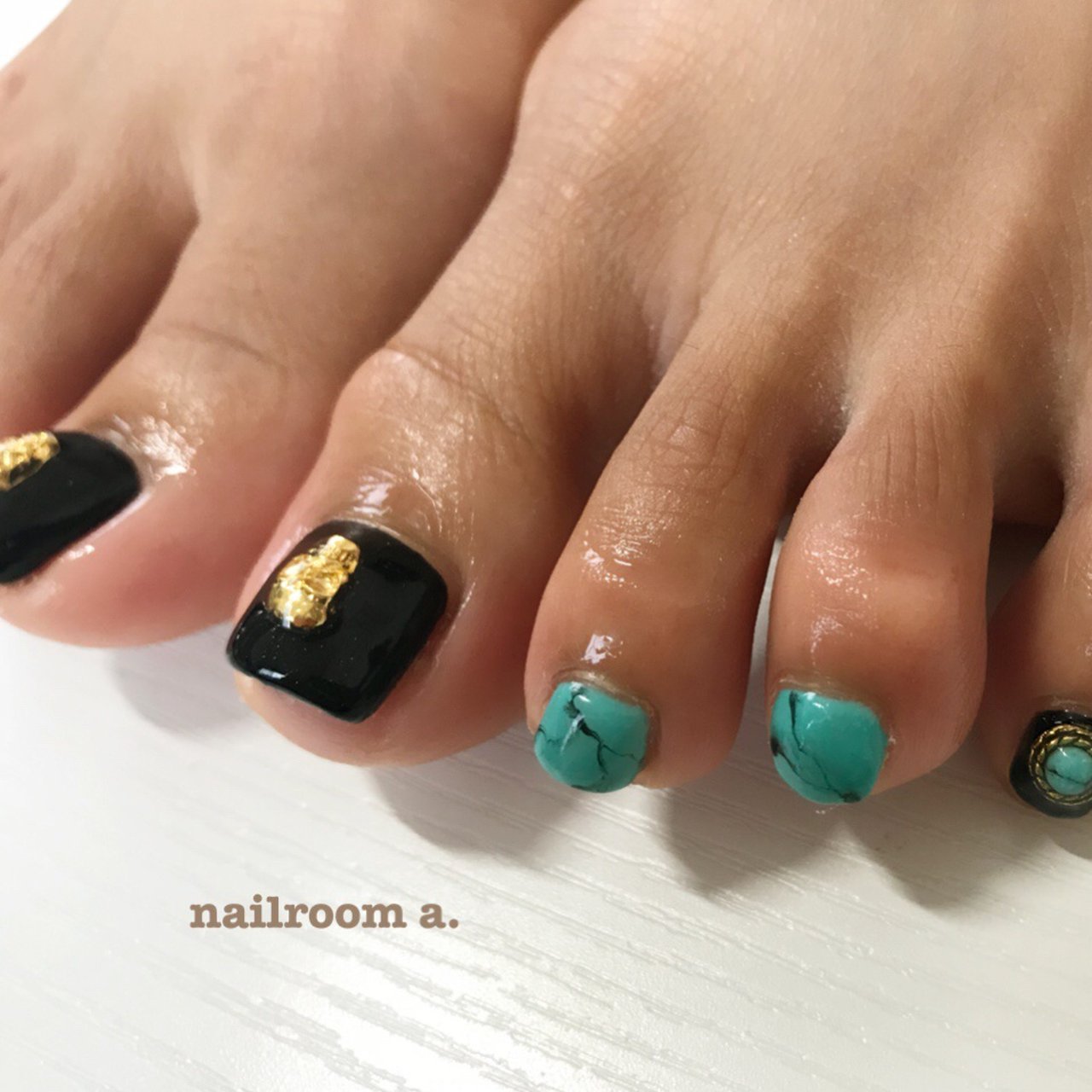 夏 オールシーズン フット 大理石 ターコイズ Amyu Nail Ishigeのネイルデザイン No ネイルブック