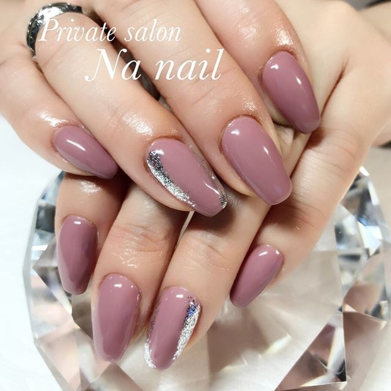 オールシーズン オフィス ハンド シンプル ラメ Na Nailのネイルデザイン No ネイルブック