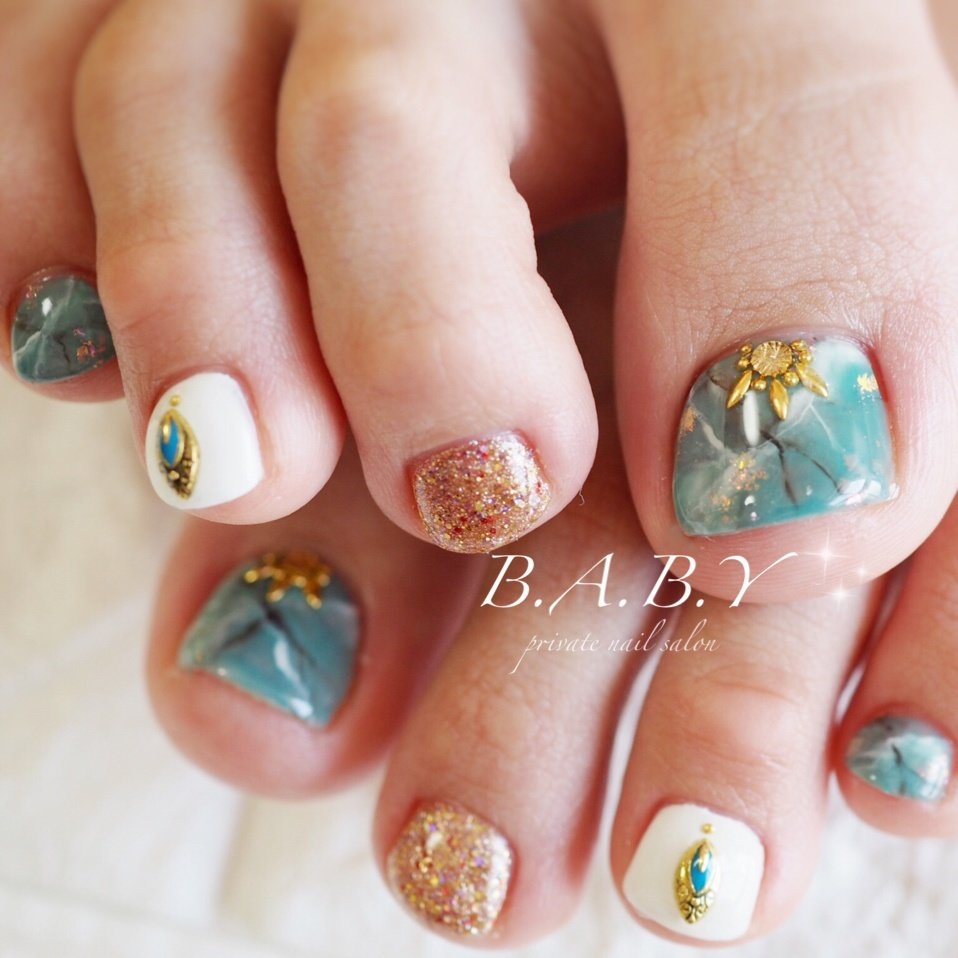 夏 フット 大理石 ショート ホワイト B A B Y Nail Emiのネイルデザイン No 3273067 ネイルブック