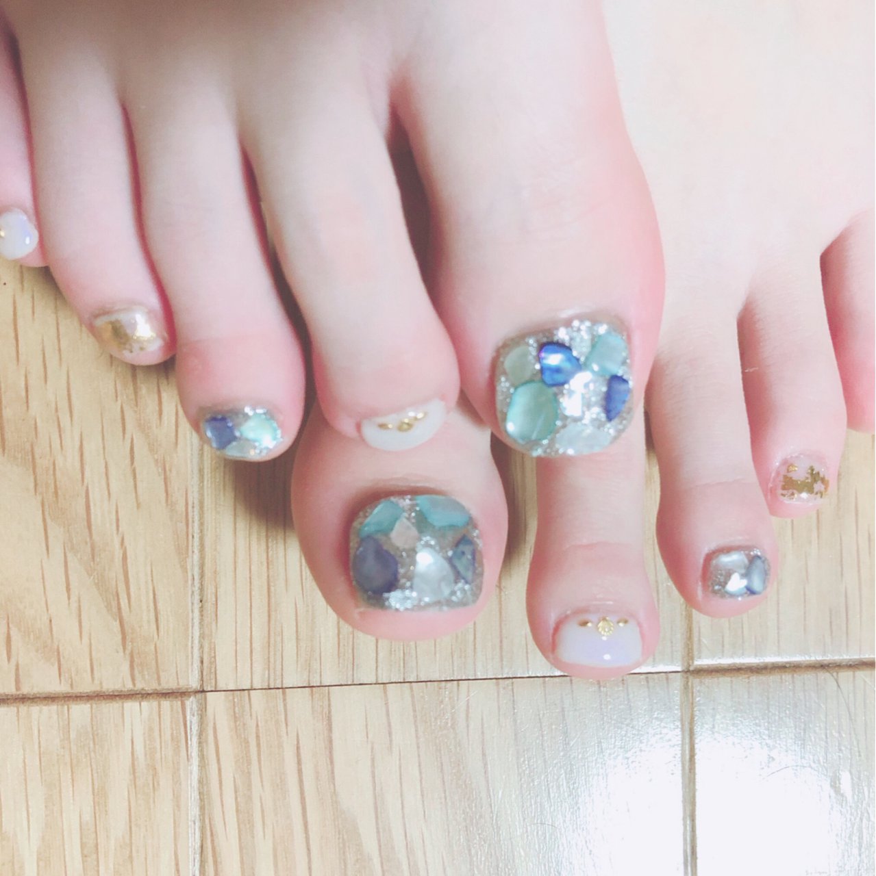 夏 梅雨 海 リゾート フット 𓇼 ᴵ S ᴴ ᵅ P ᴺ ᴬ ᴵ L 𓇼のネイルデザイン No ネイルブック