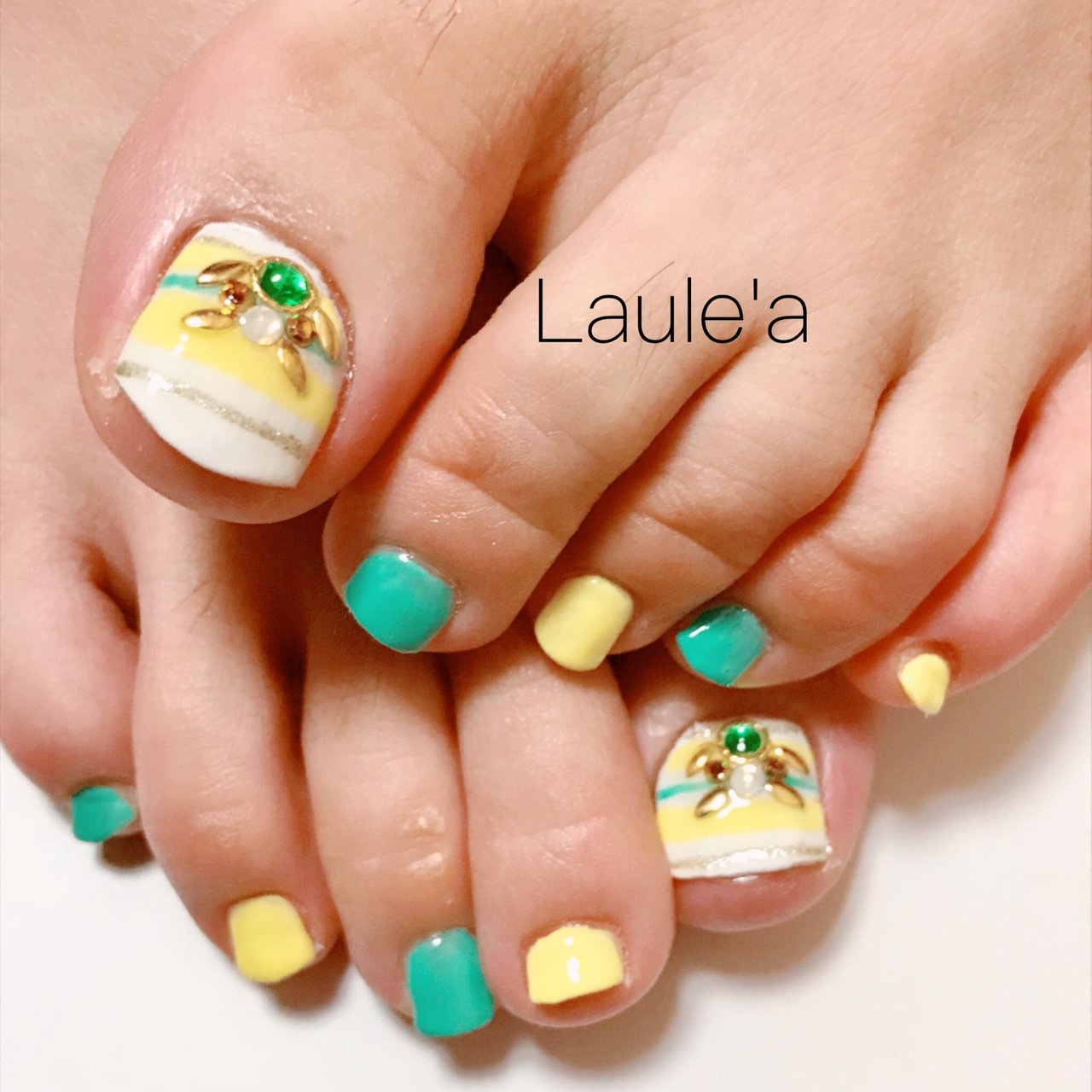 夏 リゾート フット ボーダー イエロー Laule A Nailのネイルデザイン No ネイルブック