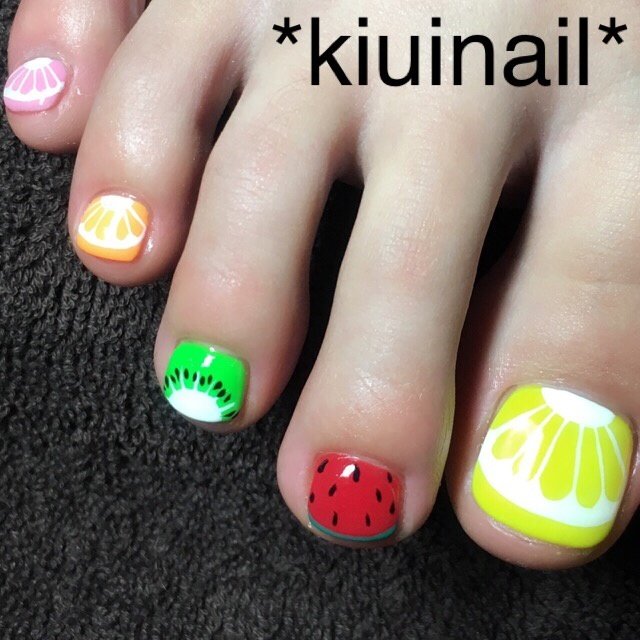 夏 海 フット フルーツ カラフル Kiuinailのネイルデザイン No ネイルブック