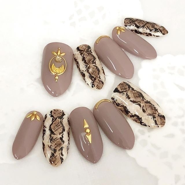 Nail Salon School Merveilles 守山のネイルサロン ネイルブック
