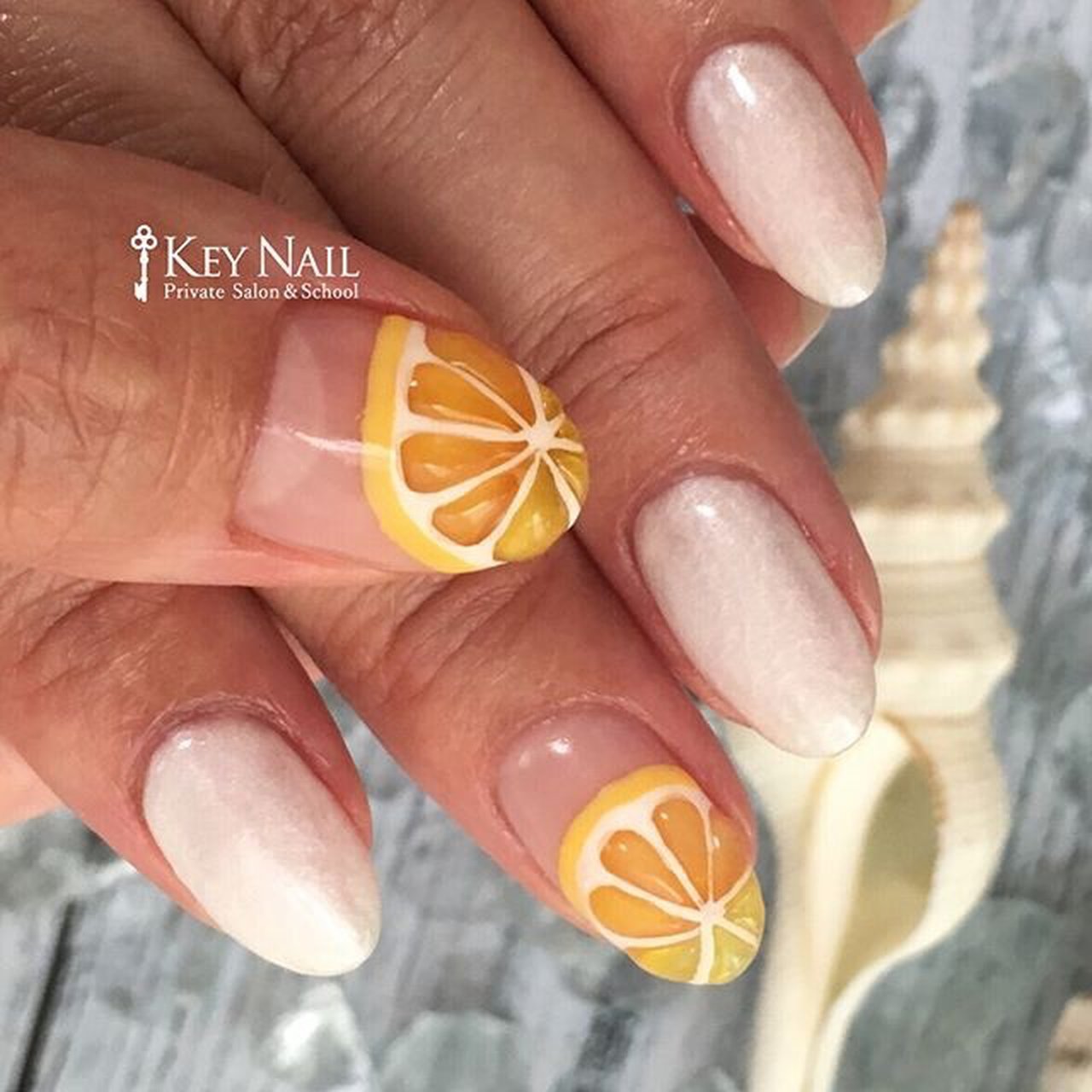 春 夏 フルーツ ホワイト イエロー Keyのネイルデザイン No ネイルブック